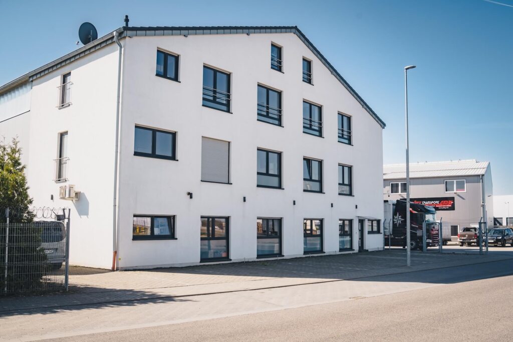 Gebäude Pütz Transport GmbH und Co. KG